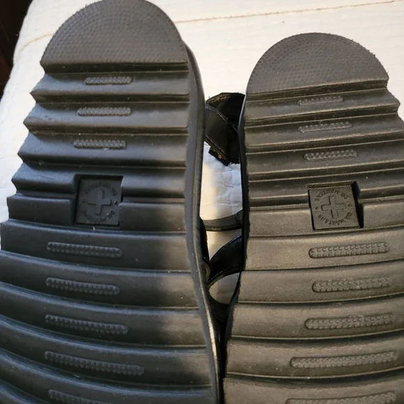 Dr. Martens Women's Black Blaire Sandal - Picture 4 of 6